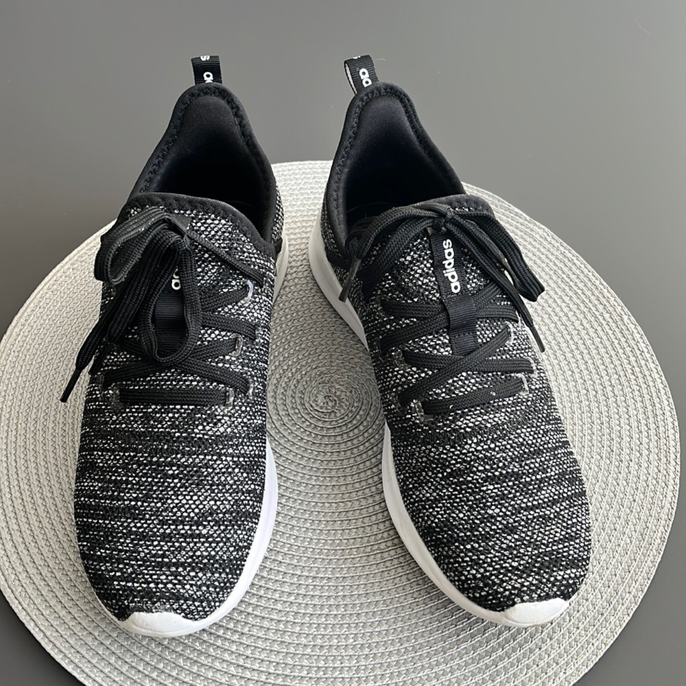 Adidas Snickers - image 1